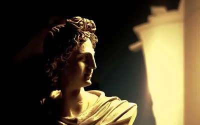 Античные скульптуры на выставке Дэниела Аршама в Париже | myDecor