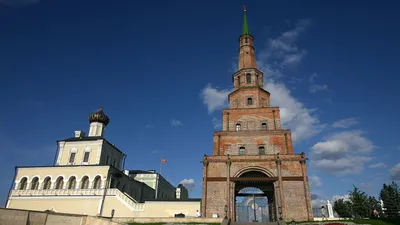 Самые известные башни России