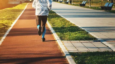 Бег: польза и вред, полезно ли бегать, сколько бегать с пользой для  здоровья и фигуры - 5 мая 2022 - Sport24
