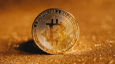 Bitcoin на пути к майским максимумам. Главная криптовалюта мира подорожала  до 59 000 долларов, Ethereum дорожает