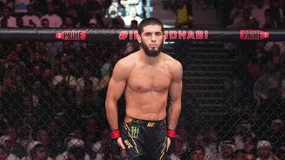 Турнир UFC 267 с участием 12 российских бойцов пройдет этой ночью в Абу-Даби