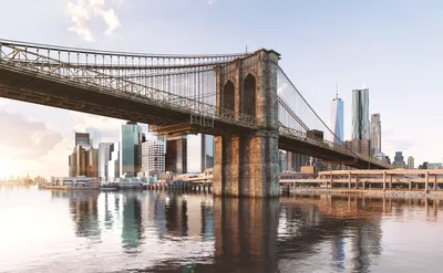 Бруклинский мост в Нью-Йорке на яркой Стоковое Изображение - изображение  насчитывающей яркое, город: 46985315