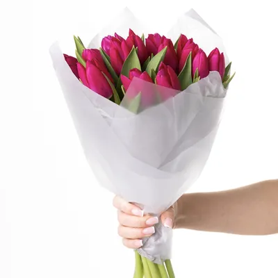 Букет тюльпанов на 8 Марта купить с бесплатной доставкой в Москве по цене 6  190 руб.