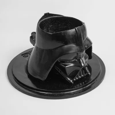 Чёрный арт-вазон Дарт Вейдер by Vase Head | buy at UTOPIA 8