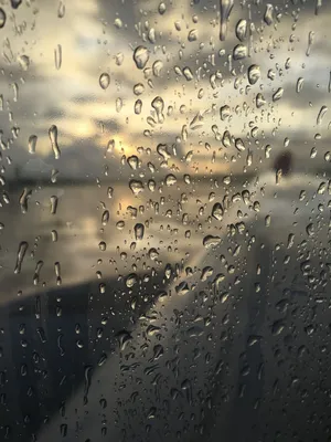 Капли дождя на стекле обои - 32 фото
