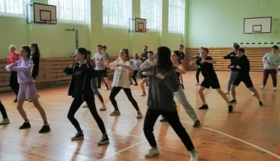 Стартовал молодежный танцевальный флешмоб #МЫВМЕСТЕ - видео - 31.03.2022,  Sputnik Беларусь