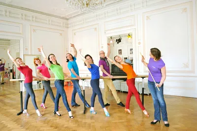 Фотообои Танцы \"Лёгкость в движении танца\" - арт 017020012 | Купить в  интернет-магазине Фото в дом