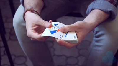 Очень простой фокус с игральными картами | ВИДЕО онлайн