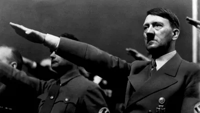Сексуальный извращенец, шизофреник и наркоман: кем на самом деле был Адольф  Гитлер? | МИР 24 | Новости | Дзен