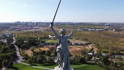 Родина-мать зовёт! | The Motherland Calls, is a statue in Vo… | Flickr