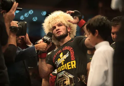 Хабиб Нурмагомедов будет секундантом Ислама Махачева на UFC 259 — Реальное  время