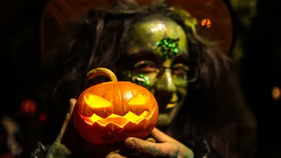 Когда Хэллоуин в 2022 году: рецепты праздничных блюд, макияж и фильмы -  31.10.2021, Sputnik Казахстан