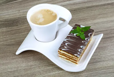 Кофе и пирожное в кафе - 62 фото