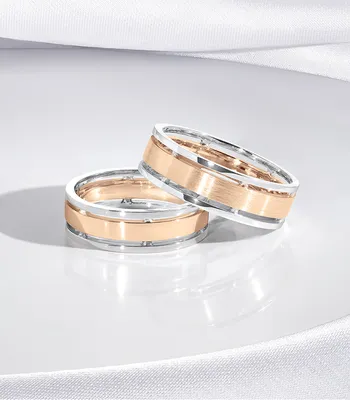 Свадебные кольца в виде скошенных граней из жёлтого золота (Вес пары: 11  гр.) | Купить в Москве - Nota-Gold