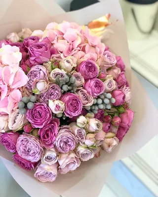 Красивые букеты цветов с доставкой по Николаеву