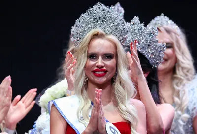 Мисс Россия 2022»: самая красивая девушка Ростова отправилась за главной  короной страны - KP.RU