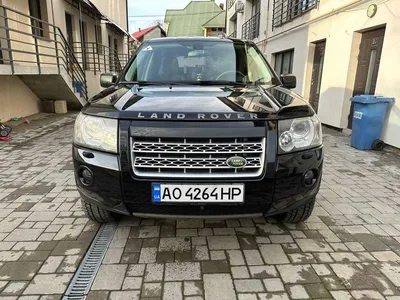 Ленд Ровер Рендж Ровер 18г. в Тюмени, Land Rover Range Rover Vogue SE,  меняю на более дорогую, на равноценную, на более дешевую, цвет черный, цена  9.9 млн.рублей