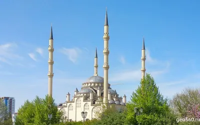 Московская соборная мечеть открыта после реконструкции • Президент России