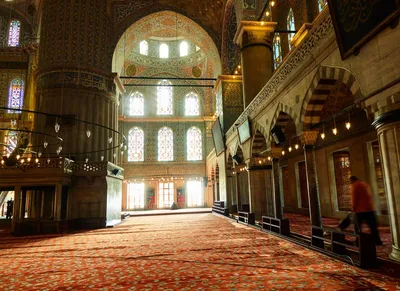 Мечети отметили день открытых дверей