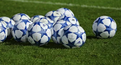 УЕФА представил мяч для плей-офф Лиги чемпионов и финала в Кардиффе |  Спортивный портал Vesti.kz