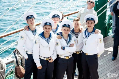 Военно-морской парад в честь Дня Военно-Морского Флота России прошел в  сирийском Тартусе : Министерство обороны Российской Федерации