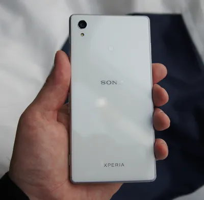 File:Sony Xperia M4 Aqua E2303, White, back.jpg - Wikimedia Commons