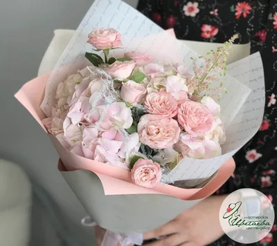 Заказать букет из 51 нежно розовой розы с доставкой на дом