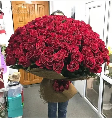 Огромные букеты цветов | цены на огромные цветочные букеты в СПб