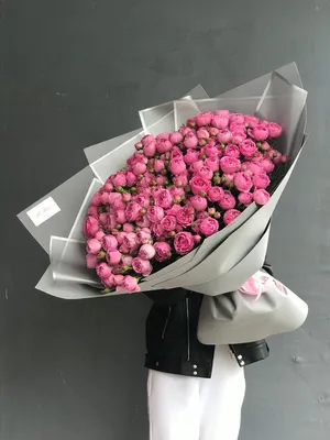 Шикарный огромный букет из Пионовидных роз Казань | Food bouquet, Flowers  bouquet, Raspberry