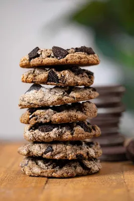 Oreo Crumbl Cookies - Make With Mara