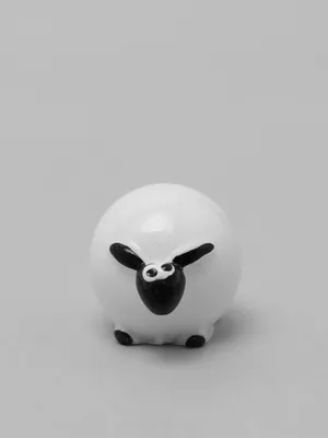 Забавные фиолетовые овечки на новый год Stock Vector | Adobe Stock