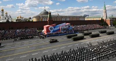 Военный парад 9 мая в Петербурге: где посмотреть, онлайн-трансляция