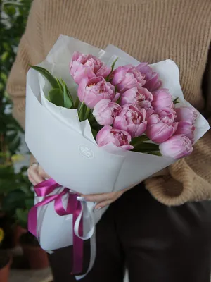 Виды цветочных букетов, круглые каскадные, свободные и классические букеты  из срезанных цветов | Roza4u.ru