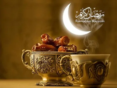 Открытка “Рамадан – это время укрепления родственных связей” | Islamic Print