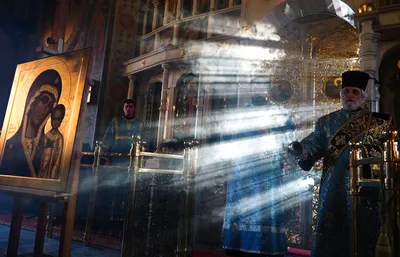 Андрей Марочко: 4 ноября отмечается день Казанской иконы Божией Матери,  которая является одной из самых почитаемых у православных верующих - Лента  новостей ЛНР