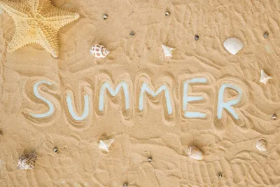 Обои на рабочий стол Надпись на песке Summer / Лето у берега моря, обои для  рабочего стола, скачать обои, обои бесплатно