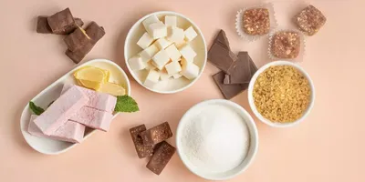 Опыты показали, что рост потребления сахара активизирует опасные бактерии -  Российская газета