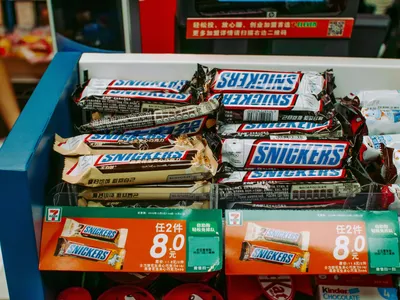Mars introduces new Snickers low-sugar protein bars - FoodBev Media