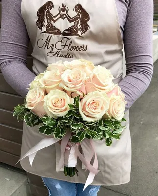 Купить Свадебный букет невесты из тюльпанов и гипсофилы R594 с доставкой в  Санкт-Петербурге