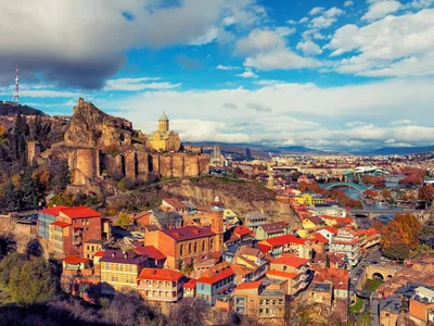 Тбилиси: что посмотреть в городе и окрестностях, какие  достопримечательности посетить и что нужно знать перед поездкой — Яндекс  Путешествия