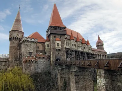 Замок (строение) — Википедия