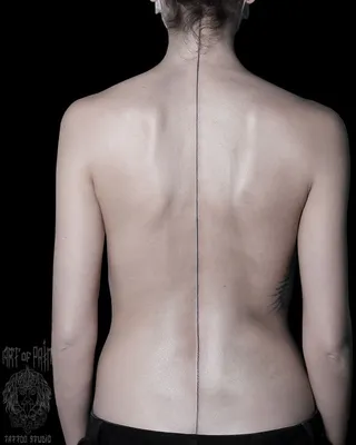 Женская спина Белокурое красивое тело девушки Стоковое Фото - изображение  насчитывающей ноча, способ: 199746360