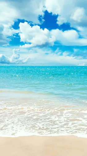 Море Пляж Обои на телефон пляж с голубой водой и облаками