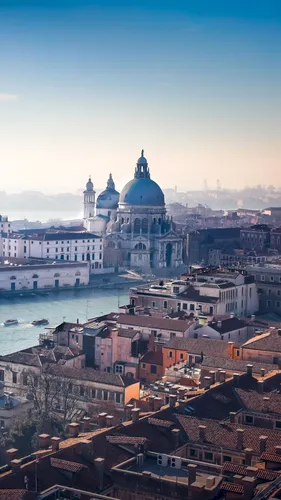 Италия Обои на телефон город с рекой и зданиями