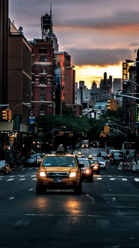 Нью Йорк Обои на телефон оживленная улица с автомобилями