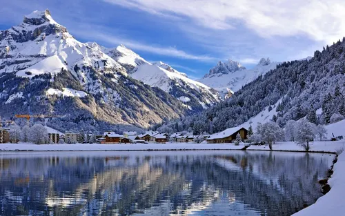 Швейцария Обои на телефон озеро с домами и горами на заднем плане