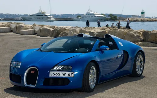 Бугатти Обои на телефон синий спортивный автомобиль, припаркованный на дороге возле водоема