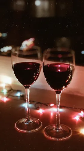С Вином Обои на телефон два бокала красного вина