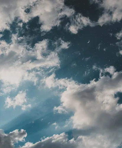 Эстетика Фото голубое небо с белыми облаками