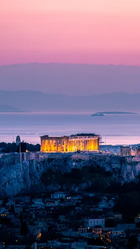 Греция Обои на телефон город с большим зданием на его вершине